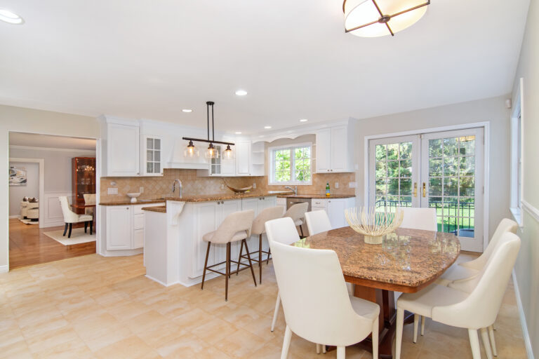 228 Francis Kitchen 1 Med Res