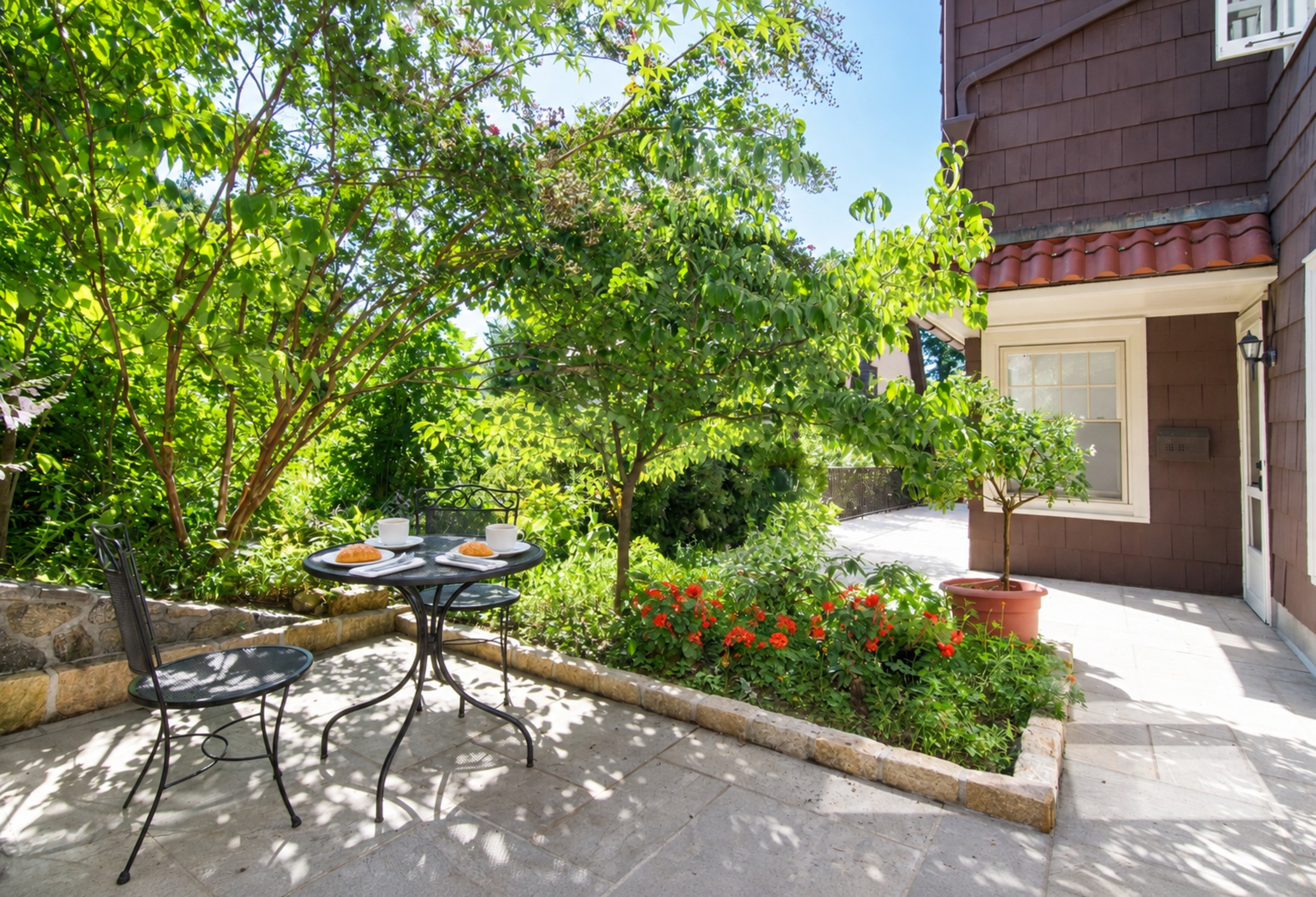outdoor area
